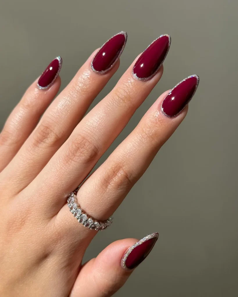 Maroon Glitter Accent Nails